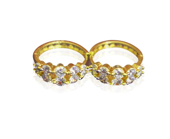 Loop with White Diamond stone