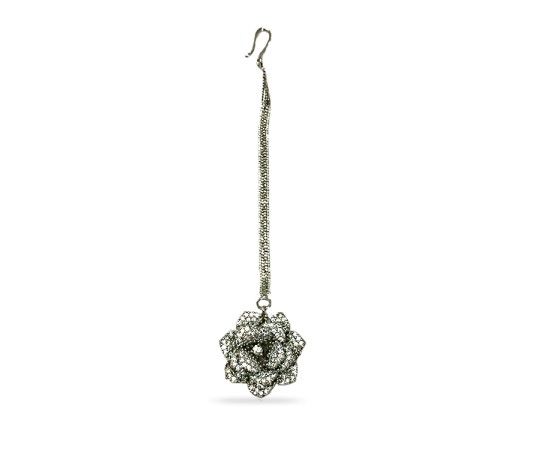 Maang Tikka With Silver Flower 